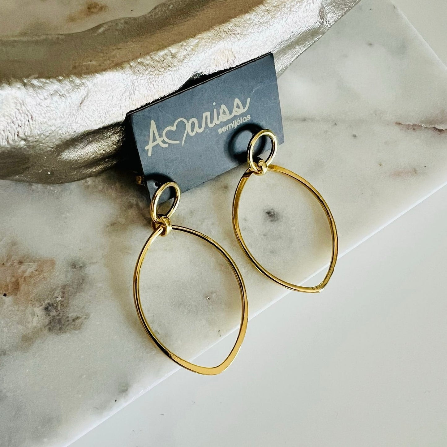 Dangling earring