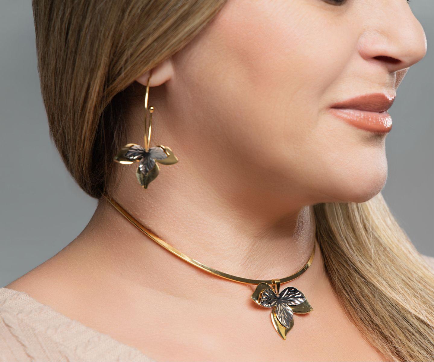 Leaves earrings two colors