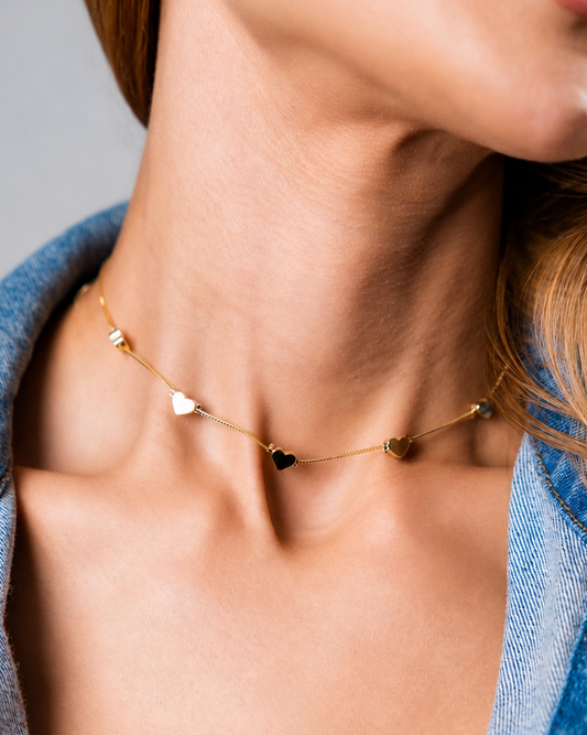 Amour Heart Choker